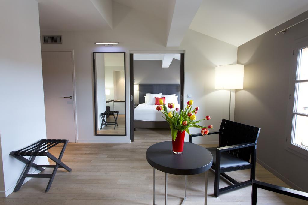 Hotel Grand De Castres 4*