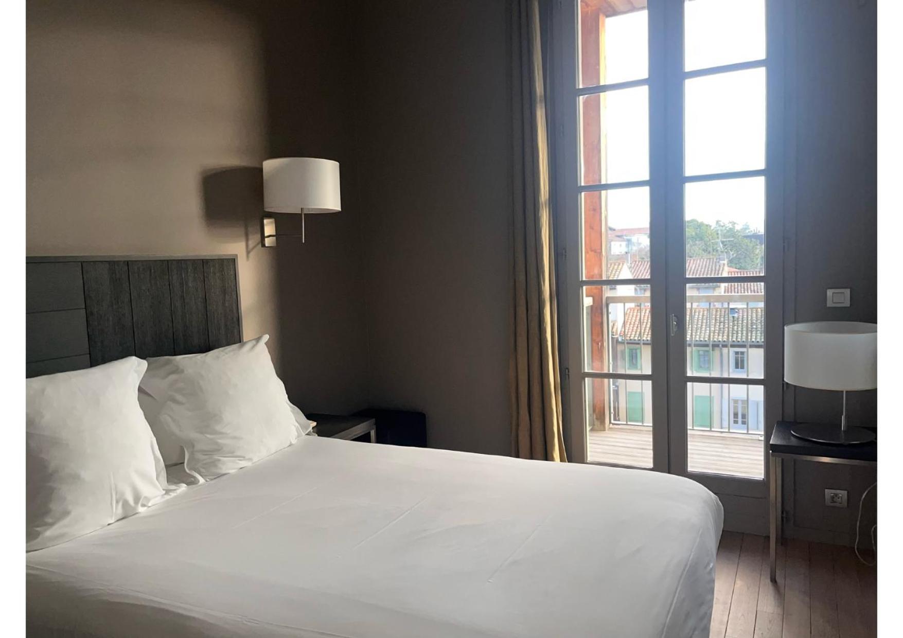Grand De Castres Hotel