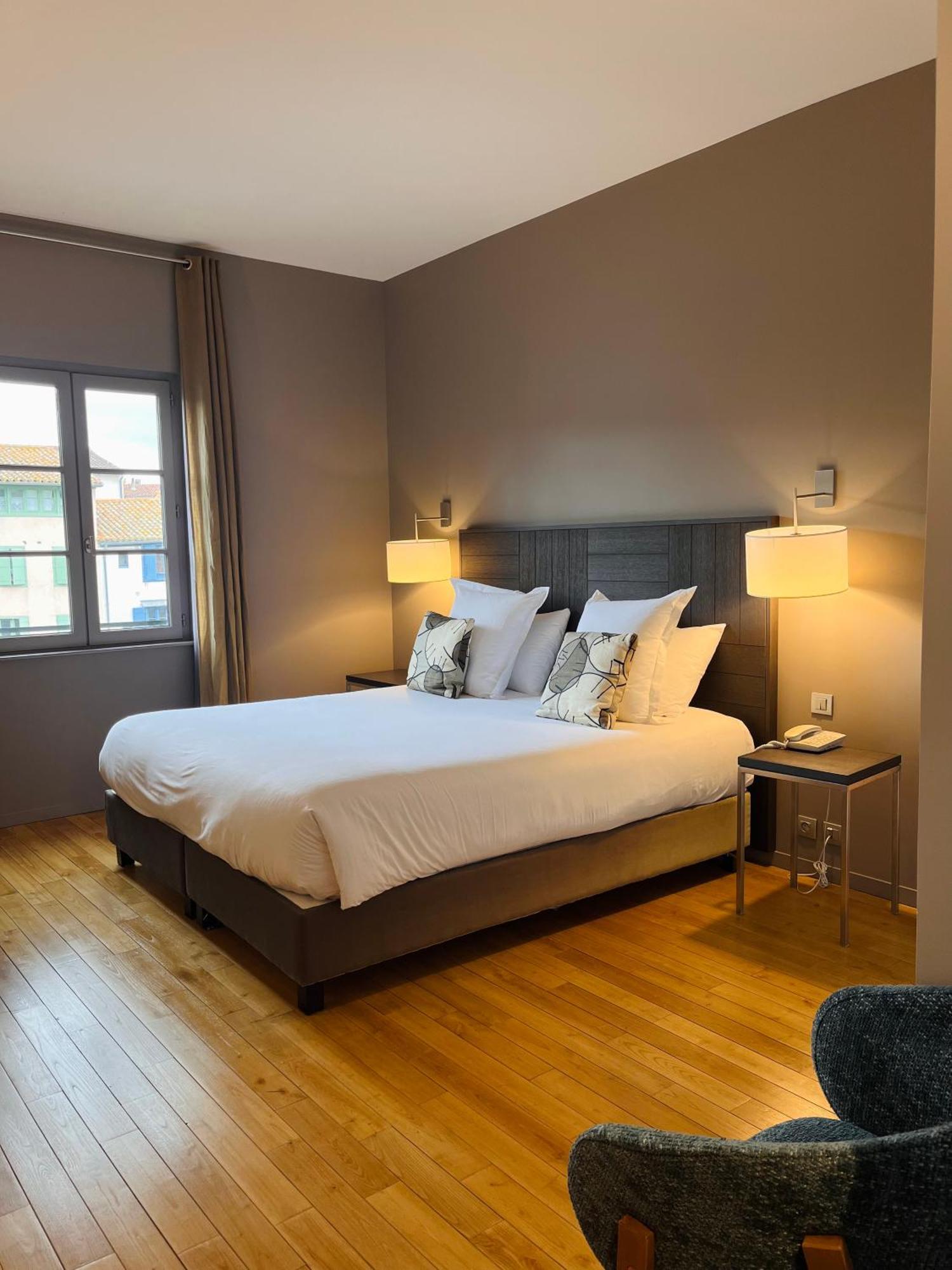 Grand De Castres Hotel